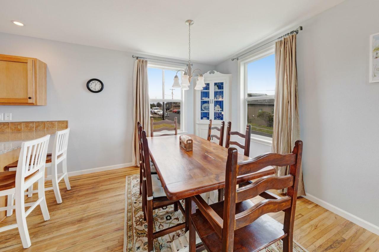 3 Bed 2 Bath Vacation Home In Newport Bagian luar foto